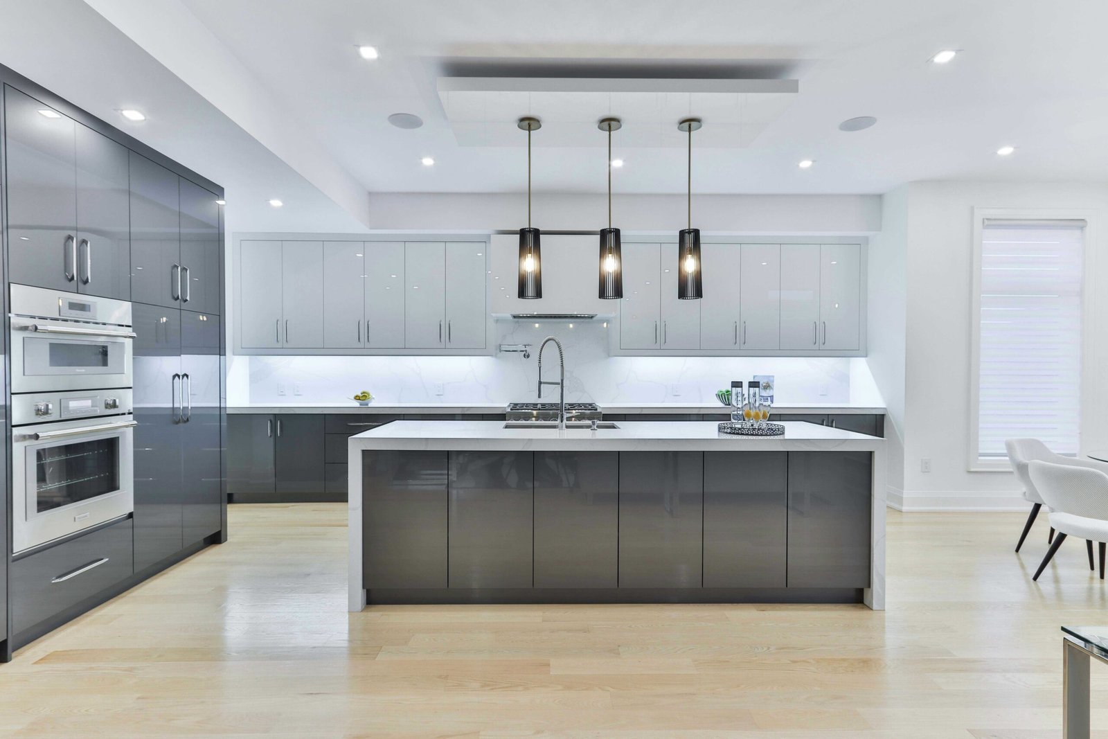  Interior Design: Where Function Meets Timeless Style